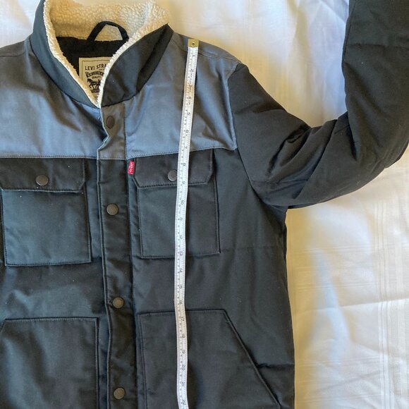Small Levi's Sherpa Collar Utility Workwear Jacket Black Gray Colorblock Puffer - Picture 13 of 14